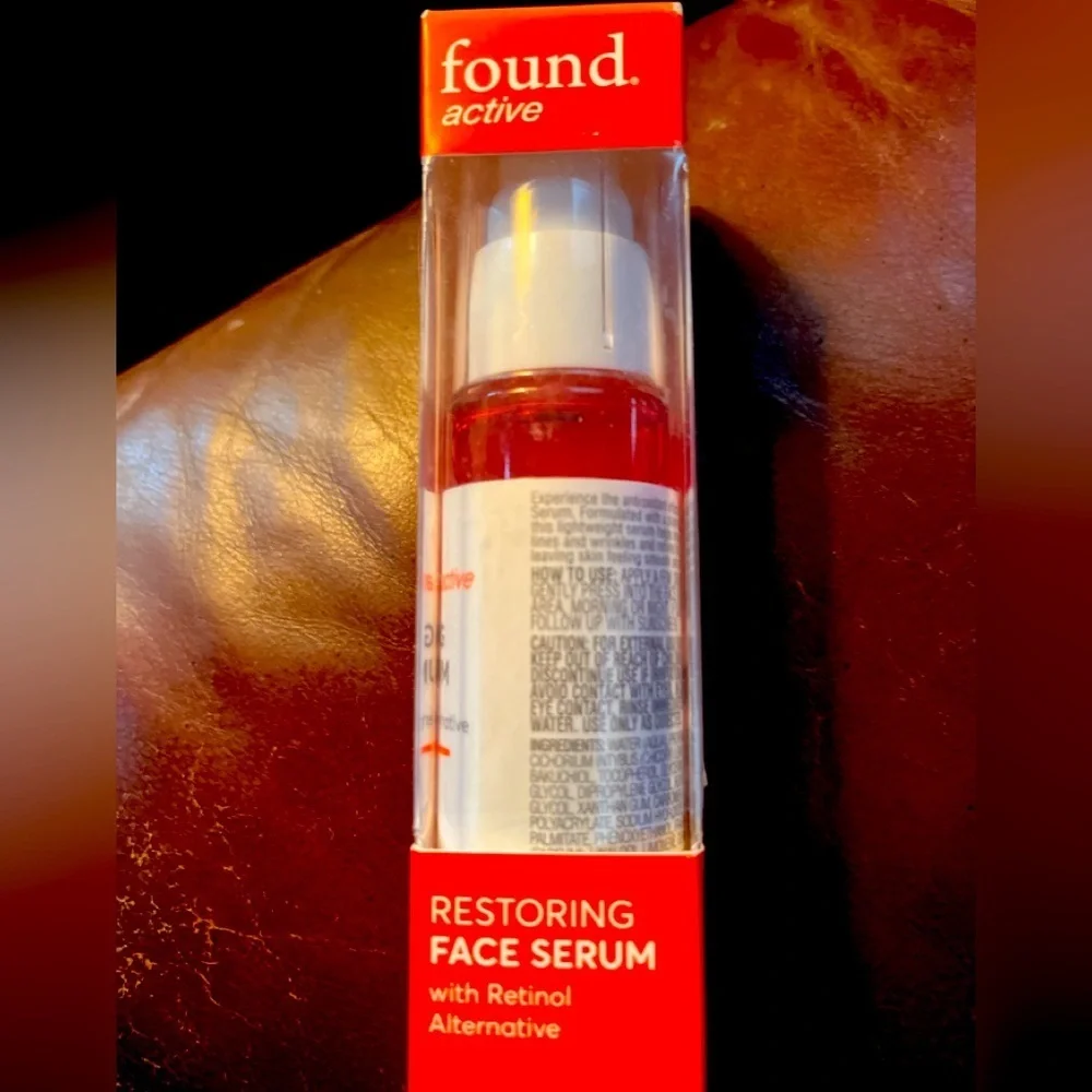 NEW. Finonable.Restoring Face Serum with Retinol Alternative.